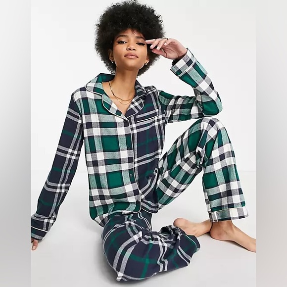 Chelsea Peers cotton revere top pajama in contrast check print - NAVY Medium - Picture 2 of 9